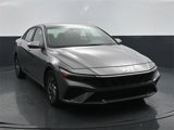 Used 2024 Hyundai Elantra SEL image 2
