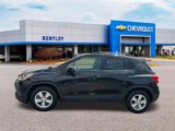 Used 2021 Chevrolet Trax LT w/ LT Convenience Package image 2