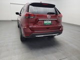Used 2018 Nissan Rogue SV image 6
