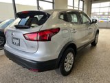 Used 2019 Nissan Rogue Sport S image 2