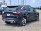 Used 2021 Ford Escape Titanium image 4