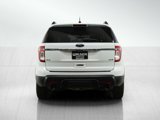 Used 2015 Ford Explorer XLT w/ Equipment Group 202A image 4