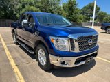 Used 2017 Nissan Titan SV image 3