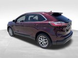 Used 2021 Ford Edge SEL w/ Convenience Package image 3