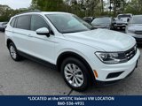 Used 2018 Volkswagen Tiguan SE w/ Panoramic Sunroof Package image 3