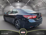 Used 2018 Toyota Camry L image 3