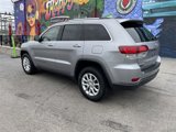 Used 2021 Jeep Grand Cherokee Laredo image 3