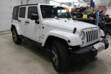 Used 2018 Jeep Wrangler Unlimited Sahara image 2