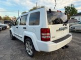Used 2012 Jeep Liberty Limited Jet w/ Comfort/Convenience Group image 4