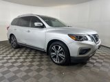 Used 2018 Nissan Pathfinder Platinum image 2