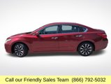 Used 2017 Nissan Altima 2.5 SV image 2