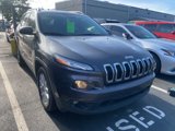 Used 2015 Jeep Cherokee Latitude w/ Comfort/Convenience Group image 3
