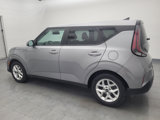 Used 2023 Kia Soul LX w/ LX Technology Package image 3