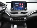 Used 2022 Nissan Altima 2.5 SV image 3