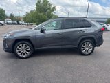 Used 2019 Toyota RAV4 XLE Premium image 4