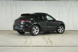 Certified 2019 Porsche Macan image 5