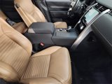 Used 2023 Land Rover Discovery Metropolitan Edition image 3