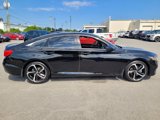 Used 2018 Honda Accord Sport image 2