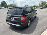 Used 2013 Chrysler Town & Country Touring image 5