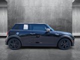Used 2022 MINI Cooper S image 4