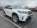 Used 2017 Toyota Highlander Limited image 2