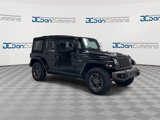 Used 2017 Jeep Wrangler Unlimited Sahara image 2