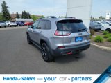 Used 2019 Jeep Cherokee Trailhawk image 4
