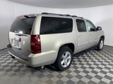 Used 2007 Chevrolet Suburban LTZ w/ LTZ Preferred Equipment Group image 5