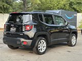Used 2018 Jeep Renegade Latitude w/ Cold Weather Group image 4
