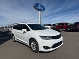 Used 2018 Chrysler Pacifica Touring-L Plus image 3