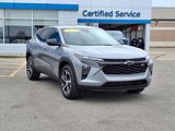 Used 2024 Chevrolet Trax RS w/ Driver Confidence Package image 2