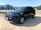 Used 2025 Jeep Compass Latitude image 3