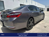 Used 2017 Honda Accord Touring image 6