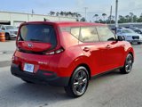 Used 2020 Kia Soul EX image 2