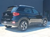 New 2025 Hyundai Venue SEL image 3