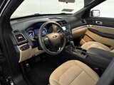Certified 2017 Ford Explorer FWD image 4