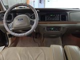 Used 2002 Ford Crown Victoria LX image 2