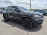 Used 2019 Jeep Grand Cherokee Altitude image 2