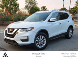 Used 2020 Nissan Rogue SV image 2
