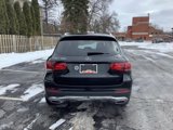 Used 2022 Mercedes-Benz GLC 300 4MATIC image 4