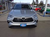 Used 2022 Toyota Highlander XLE image 2