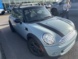 Used 2011 MINI Cooper Hardtop image 2