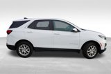 Used 2023 Chevrolet Equinox LT image 3