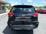 Used 2019 Nissan Rogue SV w/ Sun & Sound Touring Package image 5