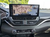 Used 2023 Nissan Altima 2.0 SR image 2
