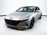 Certified 2022 Hyundai Elantra SEL w/ Preferred Accessory Package image 3