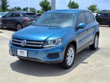 Used 2017 Volkswagen Tiguan Limited w/ Alloy Wheels Package image 2