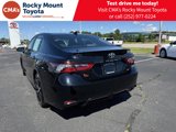 Used 2023 Toyota Camry SE image 5
