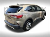 Used 2020 Ford Escape SE image 2