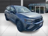 Used 2022 Volkswagen Taos S image 2